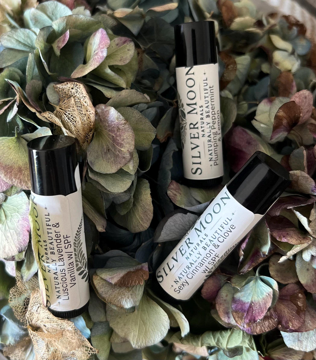 Natural Lip Balm: Hydrating Tallow & Botanical Blend